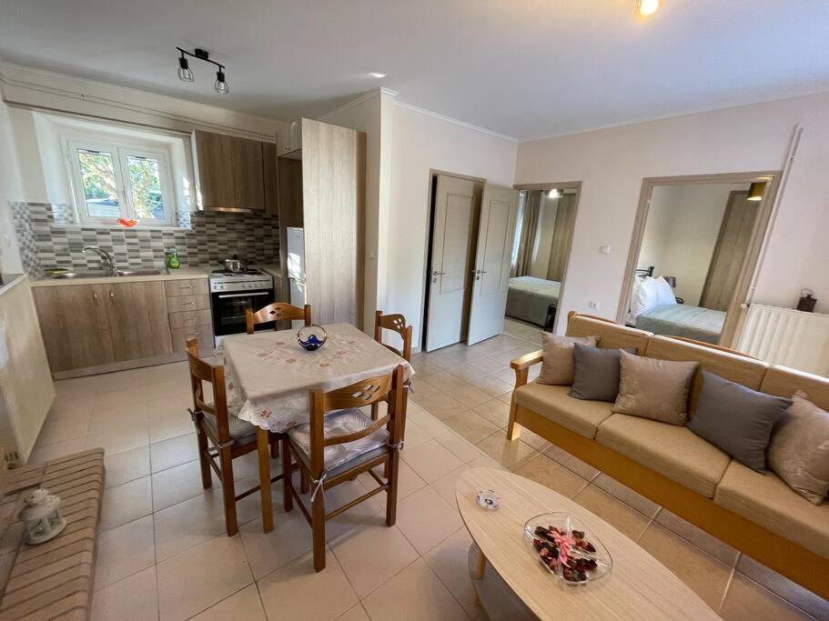 Giannis House Peleta